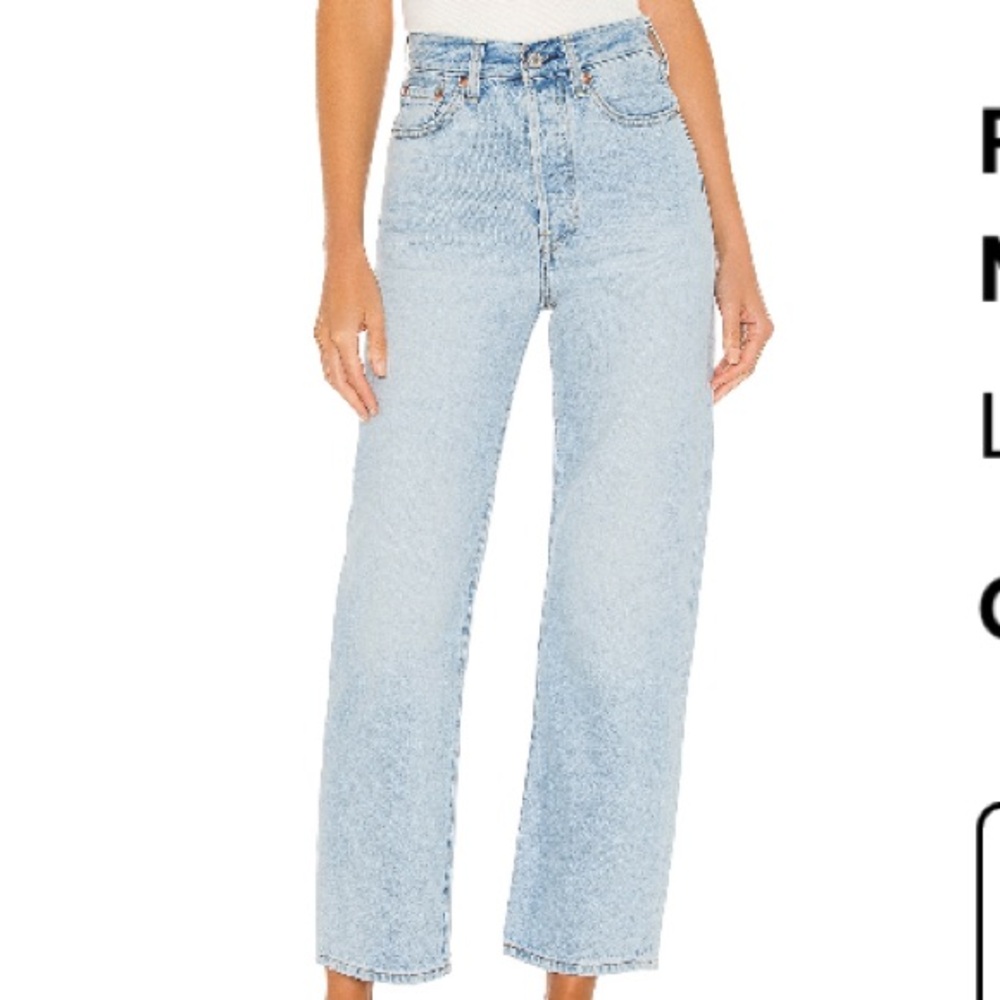 Levi’s rib cage ankle in middle road